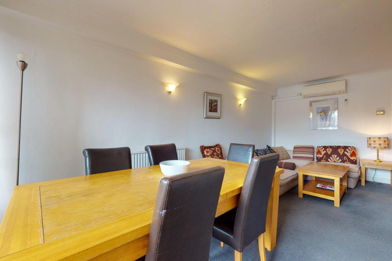 Hertford Court Лондон Экстерьер фото
