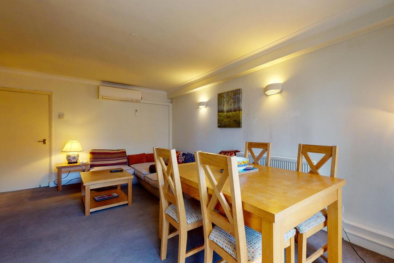Hertford Court Лондон Экстерьер фото